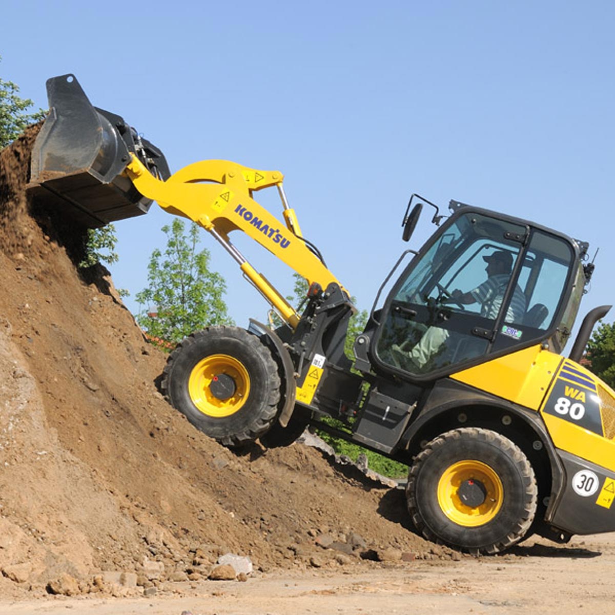 Kompaktradlader WA 80