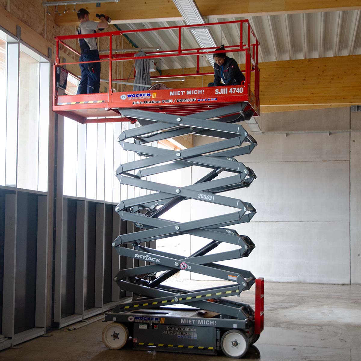 13,8 m Scherenarbeitsbühne